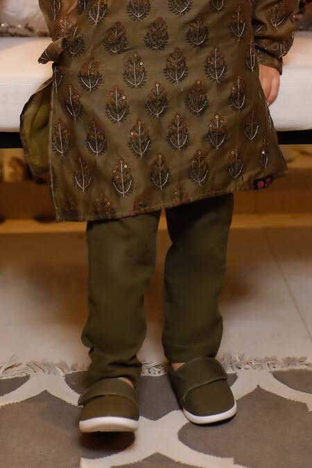 Swati Golyan_Green Chanderi, Cotton Sequins, Beads Florette Handblock Print Kurta Set _Online_at_Aza_Fashions