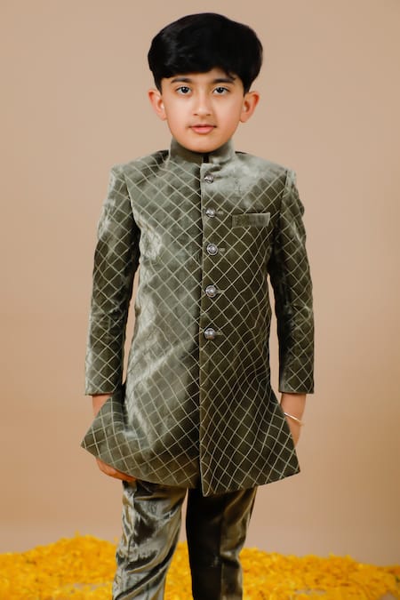 Shop Swati Golyan Green 100% Raw Mashru Silk Plain Quilted Pattern Jodhpuri Set Online at Aza Fashions Shop_Swati Golyan_Green 100% Raw Mashru Silk Plain Quilted Pattern Jodhpuri Set _Online_at_Aza_Fashions