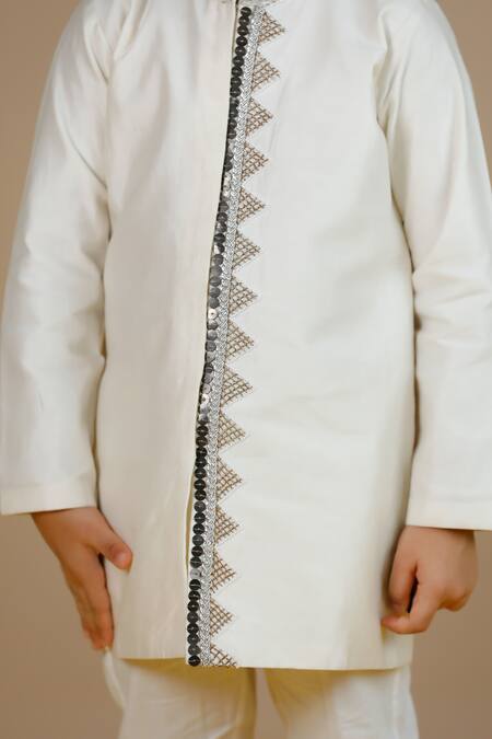 Shop_Swati Golyan_Off White Chanderi Embroidery Sequin Bandhgala Set _Online_at_Aza_Fashions