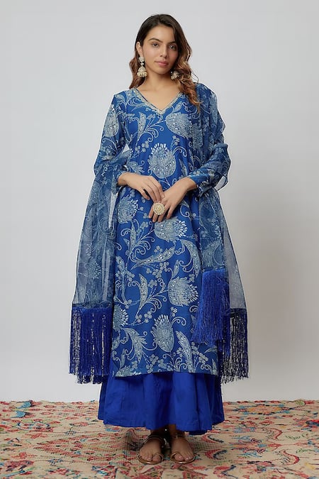 Yuvrani Jaipur Chanderi Floral Pattern Kurta Pant Set 