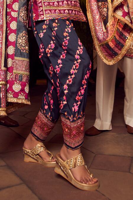 Mayyur Girotra Couture_Wine Silk, Chanderi Embroidery, Sequins, Zari Round Floral Butti Kurta Pant Set _Online_at_Aza_Fashions