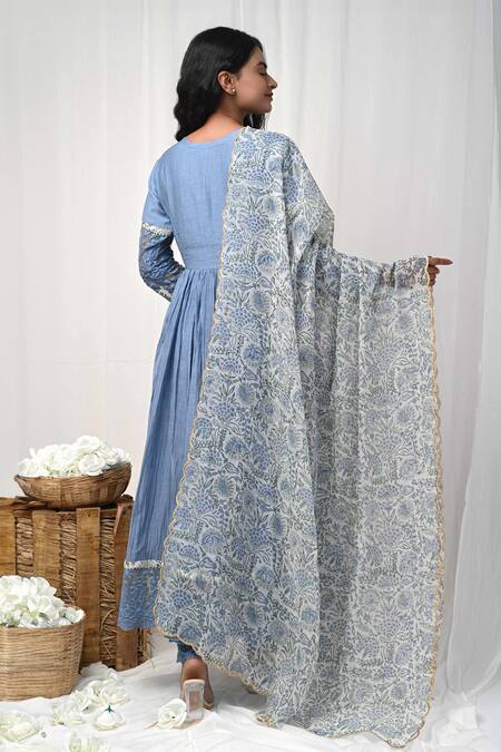 Shop Gulabik Jaipur Blue Handloom Cotton, Chanderi Embroidery, Lace V-neck Floral Anarkali Set at Aza Fashions Shop_Gulabik Jaipur_Blue Handloom Cotton, Chanderi Embroidery, Lace V-neck Floral Anarkali Set_at_Aza_Fashions