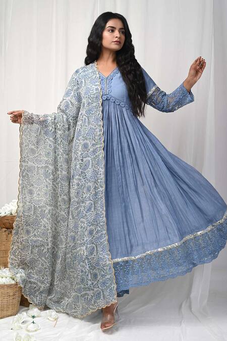 Gulabik Jaipur Blue Handloom Cotton, Chanderi Embroidery, Lace V-neck Floral Anarkali Set Online at Aza Fashions Gulabik Jaipur_Blue Handloom Cotton, Chanderi Embroidery, Lace V-neck Floral Anarkali Set_Online_at_Aza_Fashions