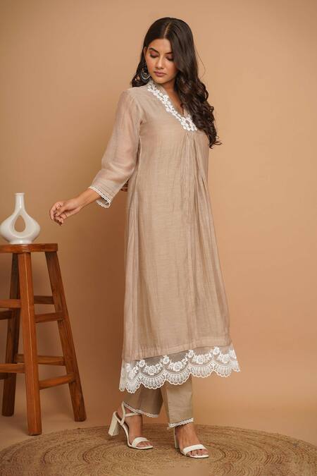 Shop_Gulabik Jaipur_Beige Chanderi Lace V-neck Florin Embellished Kurta With Pant _Online_at_Aza_Fashions
