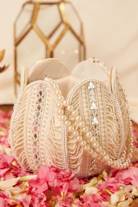 Buy 5elements White Embroidered Hedes Lotus Pearl Potli Buy_5elements_White Embroidered Hedes Lotus Pearl Potli