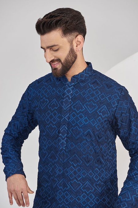 Kasbah_Blue Georgette Embroidery Geometric Thread Kurta _Online_at_Aza_Fashions