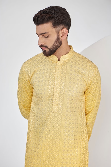 Kasbah_Yellow Georgette Embroidery, Sequins Ombre Chikankari Kurta _Online_at_Aza_Fashions