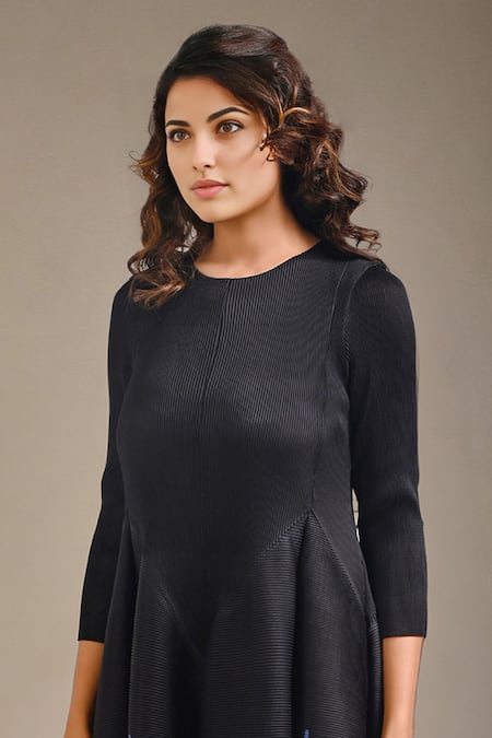 Crimp_Black Polyester Round Neck Peru Print Hem Textured Dress_Online_at_Aza_Fashions