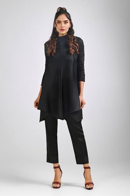 Shop Crimp Black Polyester Bandeau Neck Savanah Textured Asymmetric Tunic With Pant at Aza Fashions Shop_Crimp_Black Polyester Bandeau Neck Savanah Textured Asymmetric Tunic With Pant_at_Aza_Fashions