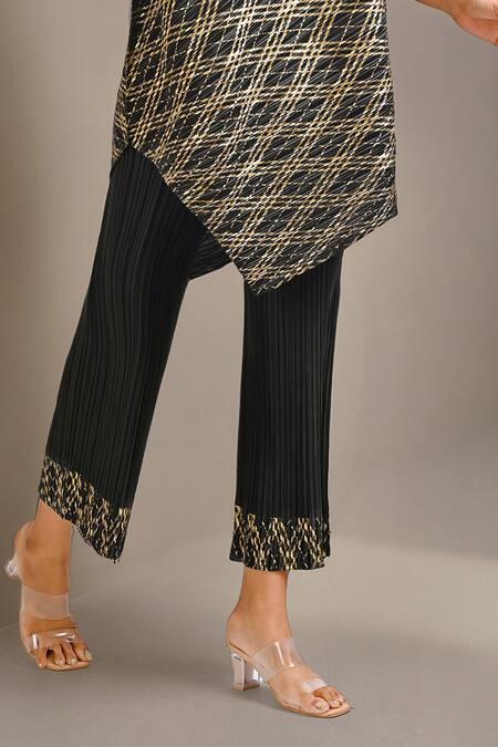 Buy Crimp Black Polyester Round Neck Selene Checkered Print Tunic With Pant Online at Aza Fashions Buy_Crimp_Black Polyester Round Neck Selene Checkered Print Tunic With Pant_Online_at_Aza_Fashions