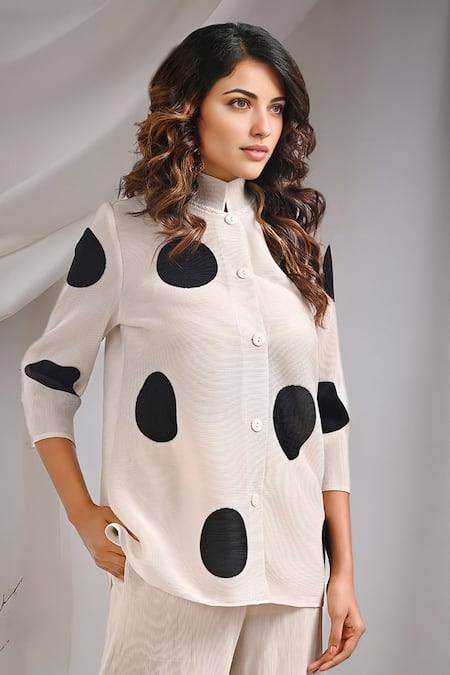 Buy_Crimp_White Polyester Bandeau Neck Rosette Printed Textured Shirt With Pant_Online_at_Aza_Fashions