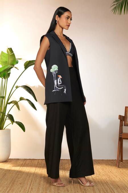 Shop Masaba Black Cotton Embroidery, Piping Tropicool Print Sleeveless Blazer With Bustier Online at Aza Fashions Shop_Masaba_Black Cotton Embroidery, Piping Tropicool Print Sleeveless Blazer With Bustier_Online_at_Aza_Fashions