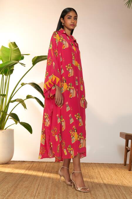 Buy_Masaba_Pink Viscose, Crepe Shawl Neck Tangy Print Collared Kaftan_Online_at_Aza_Fashions