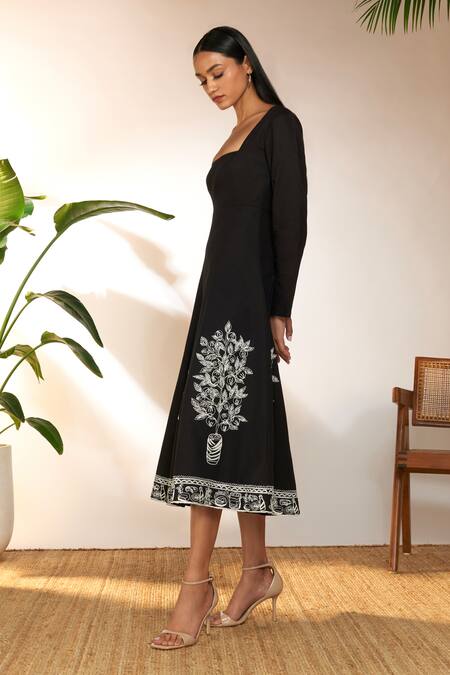 Shop Masaba Black Cotton, Linen Embroidery Square Neck Pomegranate Paneled Dress Online at Aza Fashions Shop_Masaba_Black Cotton, Linen Embroidery Square Neck Pomegranate Paneled Dress_Online_at_Aza_Fashions