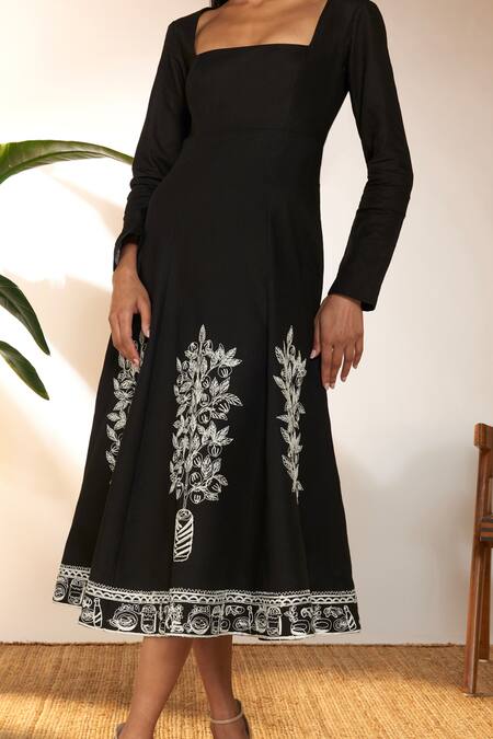 Masaba Black Cotton, Linen Embroidery Square Neck Pomegranate Paneled Dress at Aza Fashions Masaba_Black Cotton, Linen Embroidery Square Neck Pomegranate Paneled Dress_at_Aza_Fashions