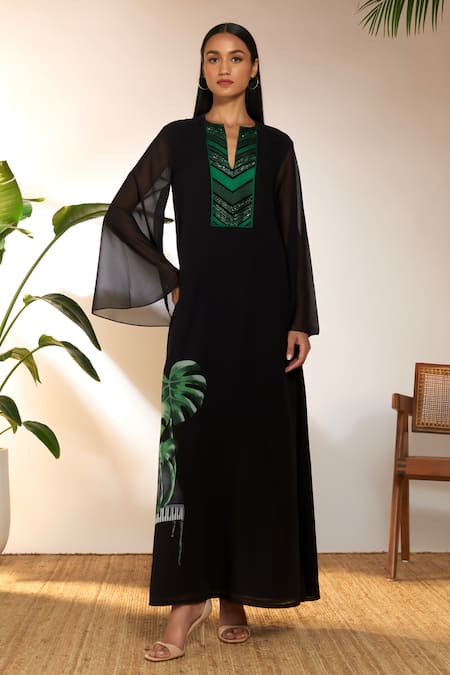Masaba Black Georgette Printed Tropicool Piano Notched And Embroidered Kaftan