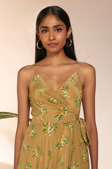 Masaba Beige Crepe, Silk Plunge Neck Lemon Frenzy Print Handkerchief Dress Online at Aza Fashions Masaba_Beige Crepe, Silk Plunge Neck Lemon Frenzy Print Handkerchief Dress_Online_at_Aza_Fashions