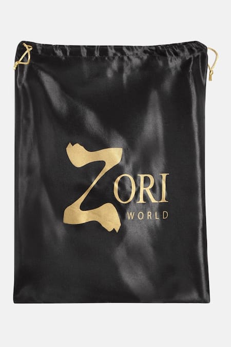 Zori World_Black Heart Pointed Toe Heels _at_Aza_Fashions
