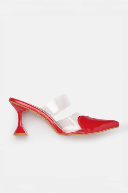 Zori World Amor Pointed Heart Toe Heels 