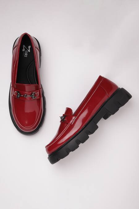 Buy_Zori World_Maroon Horsebit Round Toe Loafers 