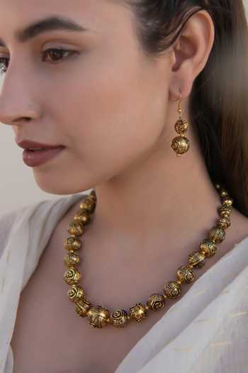 Buy Do Taara Gold Plated Embroidery Rose Embossed Necklace Set at Aza Fashions Buy_Do Taara_Gold Plated Embroidery Rose Embossed Necklace Set_at_Aza_Fashions