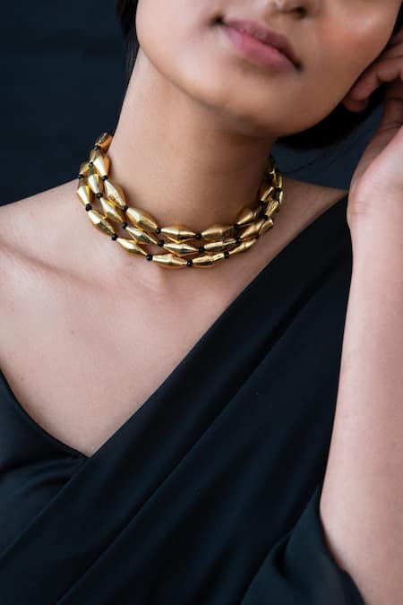 Do Taara Stone Embellished Choker 