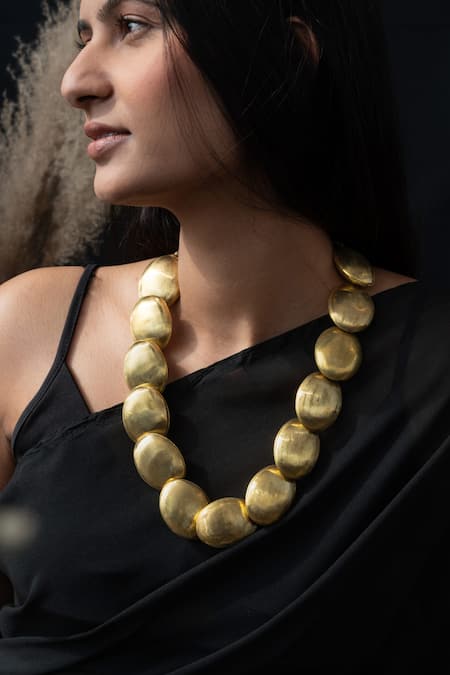 Do Taara Boho Chunky Stone Embellished Necklace 