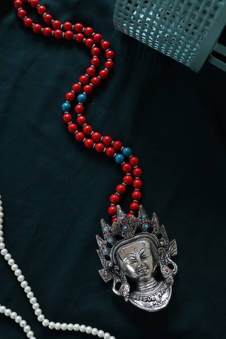 Shop_Do Taara_Red Buddha Carved Pendant Necklace _at_Aza_Fashions