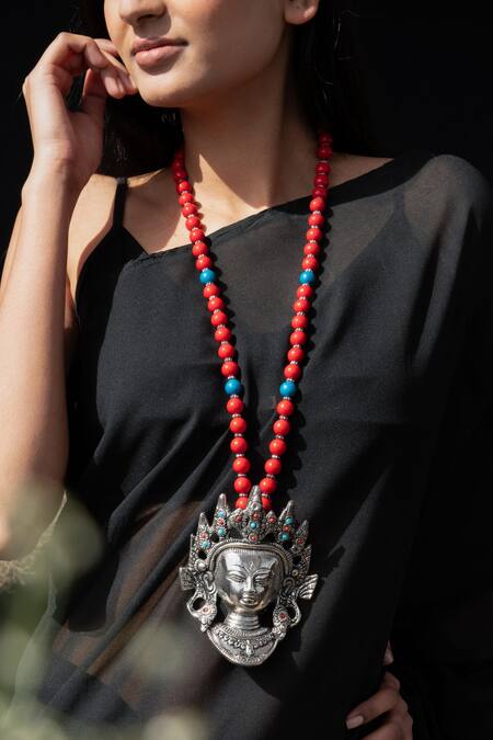 Do Taara_Red Buddha Carved Pendant Necklace _Online_at_Aza_Fashions