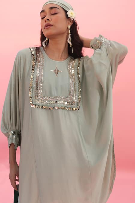 Prahnaaya Pink Satin, Velour Lace, Sequins, Embroidery Round Neck Saba Kurta With Pant Online at Aza Fashions Prahnaaya_Pink Satin, Velour Lace, Sequins, Embroidery Round Neck Saba Kurta With Pant _Online_at_Aza_Fashions