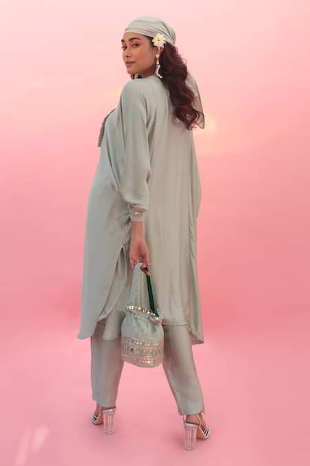 Shop Prahnaaya Pink Satin, Velour Lace, Sequins, Embroidery Round Neck Saba Kurta With Pant at Aza Fashions Shop_Prahnaaya_Pink Satin, Velour Lace, Sequins, Embroidery Round Neck Saba Kurta With Pant _at_Aza_Fashions