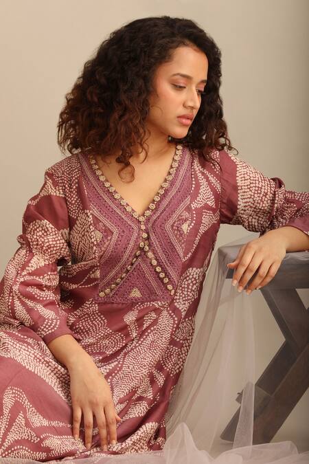 Myoho Purple Cotton, Silk Embroidery V-neck Landscape Print Dress at Aza Fashions Myoho_Purple Cotton, Silk Embroidery V-neck Landscape Print Dress _at_Aza_Fashions