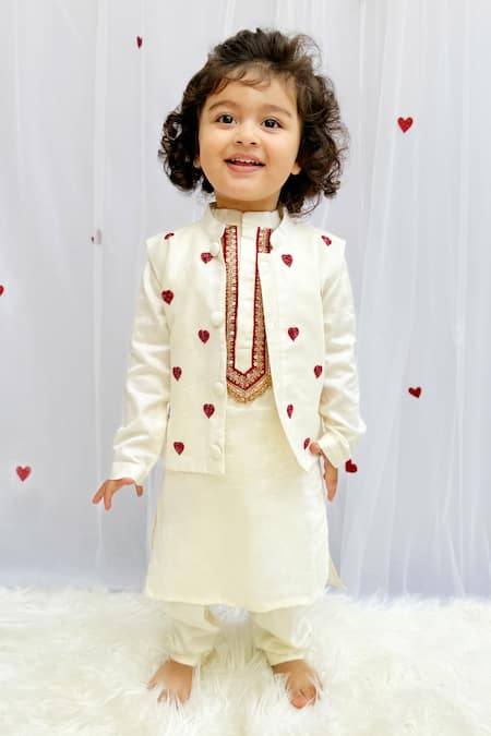 Byb Premium Bead Heart Embroidered Kurta Set 