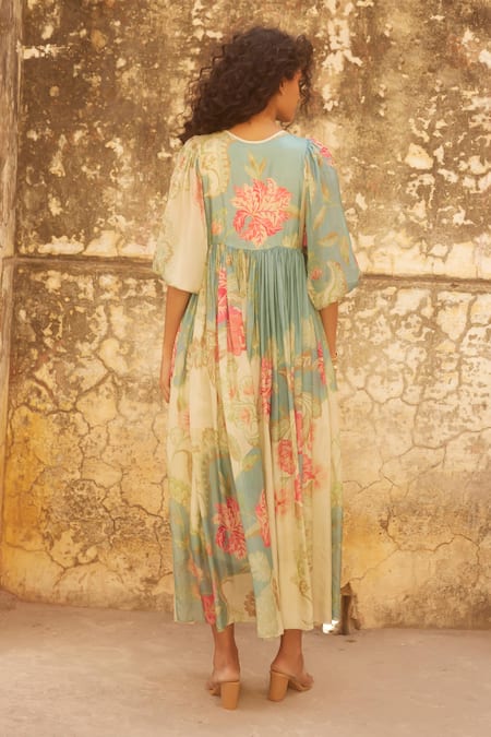 Paulmi And Harsh Floral Pearl Embroidered French Knot Dress 