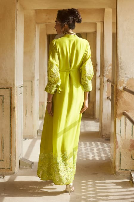 Paulmi And Harsh Flower Embroidered Vintage Maxi Dress 