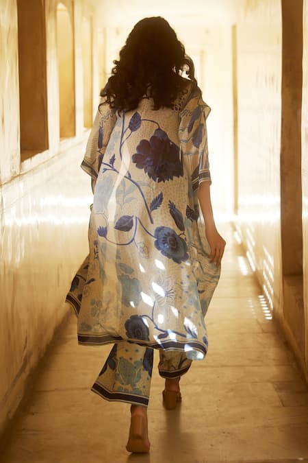 Shop Paulmi And Harsh Ivory Organza, Silk Collared, Sweetheart Neck Floral Print Jacket Trouser Set at Aza Fashions Shop_Paulmi And Harsh_Ivory Organza, Silk Collared, Sweetheart Neck Floral Print Jacket Trouser Set _at_Aza_Fashions