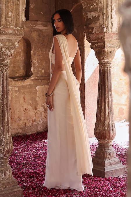 Seema Thukral Isha Plain Pre-Stitched Saree With Blouse 
