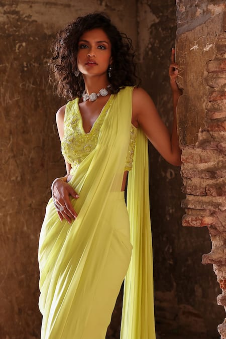 Seema Thukral_Green Georgette, Satin Embroidery, Kiran Resham Blouse With Pre-stitched Saree _Online_at_Aza_Fashions