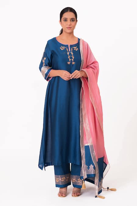 Bhavik Shah Blue Kurta Chanderi Silk Embroidered Thread Round Notched A-line Pant Set 