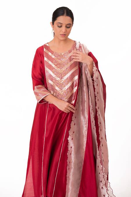 Buy_Bhavik Shah_Red Chanderi Silk, Cotton, Silk, Chanderi, Tissue Yoke Kurta Pant Set _Online_at_Aza_Fashions