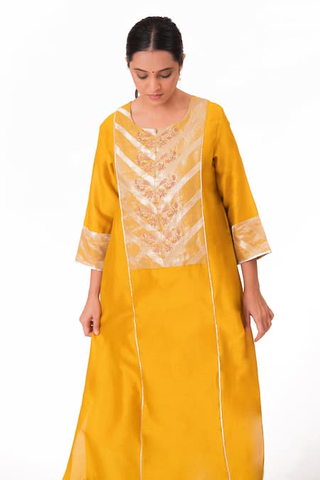 Buy_Bhavik Shah_Gold Chanderi Silk, Handloom Cotton, Cotton, Placement Floral Kurta Pant Set _Online_at_Aza_Fashions