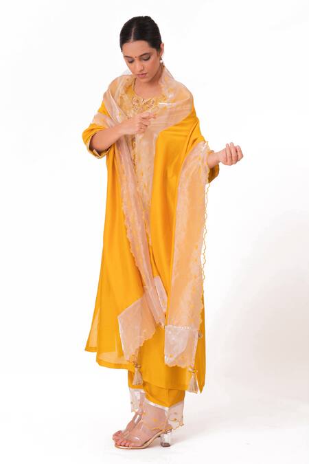 Buy_Bhavik Shah_Gold Chanderi Silk, Handloom Cotton, Cotton, Placement Floral Kurta Pant Set 