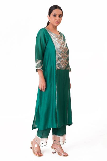 Shop_Bhavik Shah_Green Chanderi Silk, Handloom Cotton, Cotton, Silk, Floral Yoke Kurta Pant Set _Online_at_Aza_Fashions