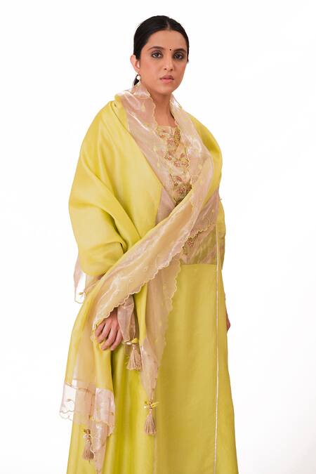 Buy_Bhavik Shah_Green Chanderi Silk, Handloom Floral Embroidered Yoke A-line Kurta Pant Set 