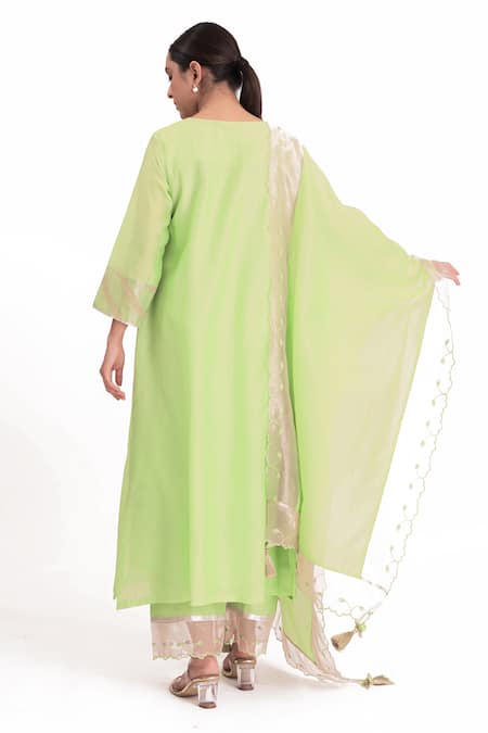 Bhavik Shah Floral Placement Embroidered Kurta Pant Set 