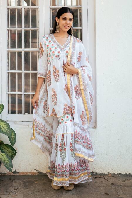 Maison Shefali White Cotton, Crepe Gota Patti V-neck Bahar Print Short Kurta Sharara Set at Aza Fashions Maison Shefali_White Cotton, Crepe Gota Patti V-neck Bahar Print Short Kurta Sharara Set_at_Aza_Fashions