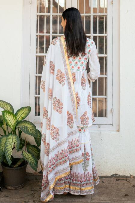 Shop Maison Shefali White Cotton, Crepe Gota Patti V-neck Bahar Print Short Kurta Sharara Set at Aza Fashions Shop_Maison Shefali_White Cotton, Crepe Gota Patti V-neck Bahar Print Short Kurta Sharara Set_at_Aza_Fashions