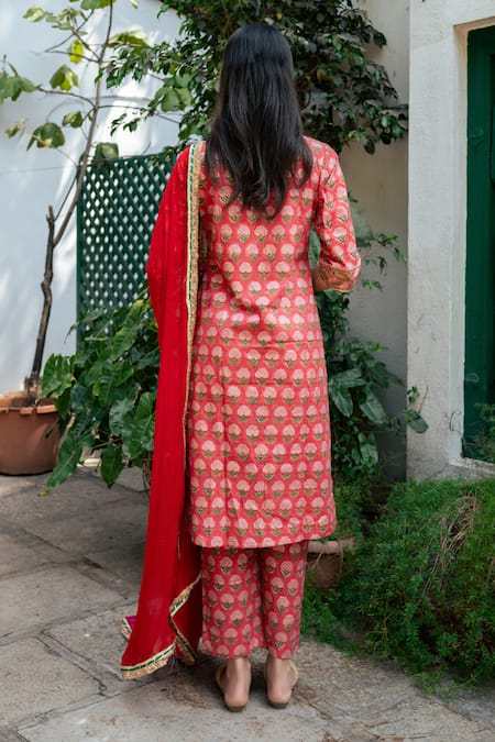 Shop Maison Shefali Red Cotton, Chiffon, Muslin Gota Patti Carnation Bloom Print Kurta Pant Set at Aza Fashions Shop_Maison Shefali_Red Cotton, Chiffon, Muslin Gota Patti Carnation Bloom Print Kurta Pant Set _at_Aza_Fashions