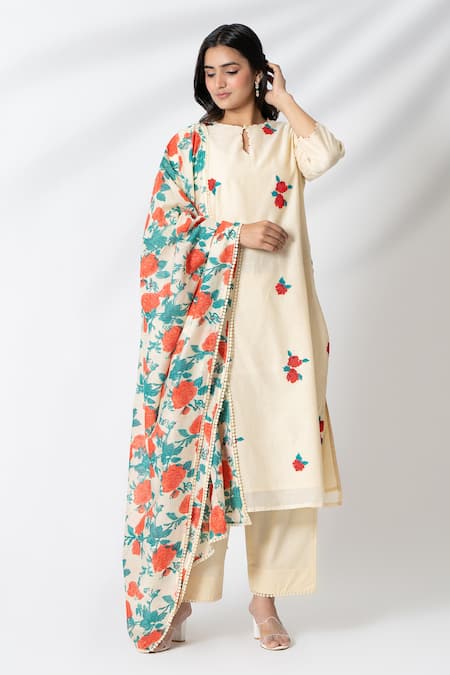 Buy_Kameez_Ivory Chanderi, Cotton Embroidery Round Neck Rose Butti Kurta Pant Set _Online_at_Aza_Fashions