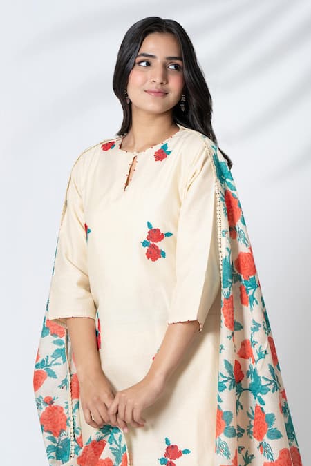 Shop_Kameez_Ivory Chanderi, Cotton Embroidery Round Neck Rose Butti Kurta Pant Set _Online_at_Aza_Fashions